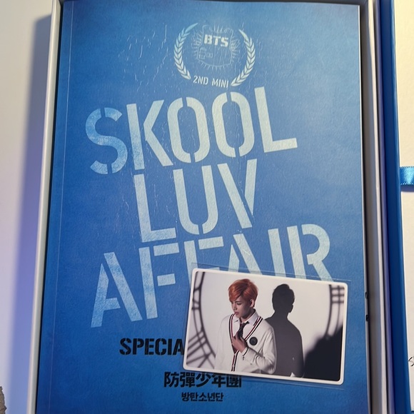 OFFICIAL skool luv affair bts album (taehyung pc) - Picture 5 of 5